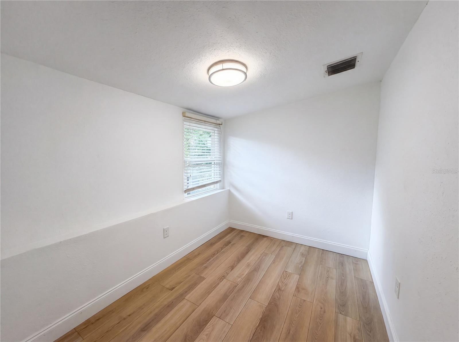 2905 E CHELSEA ST, TAMPA, FL, 33610