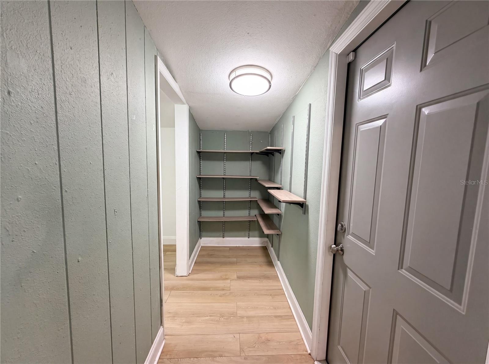 2905 E CHELSEA ST, TAMPA, FL, 33610