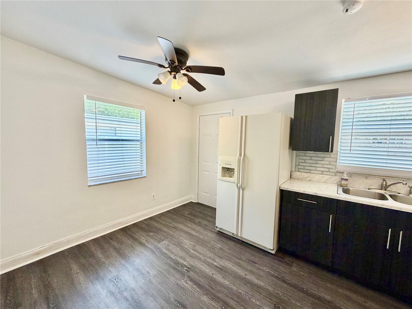 650 NEWTON AVE S, ST PETERSBURG, FL, 33701