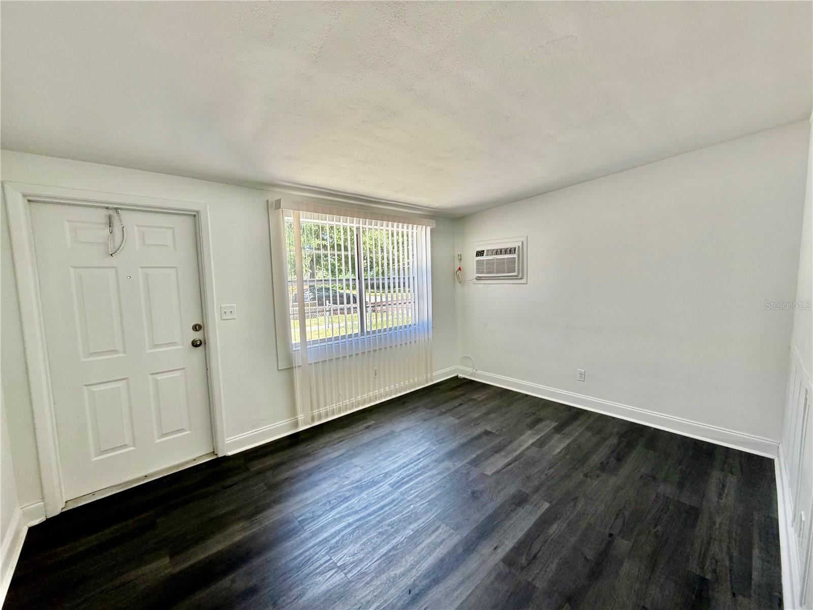 650 NEWTON AVE S, ST PETERSBURG, FL, 33701
