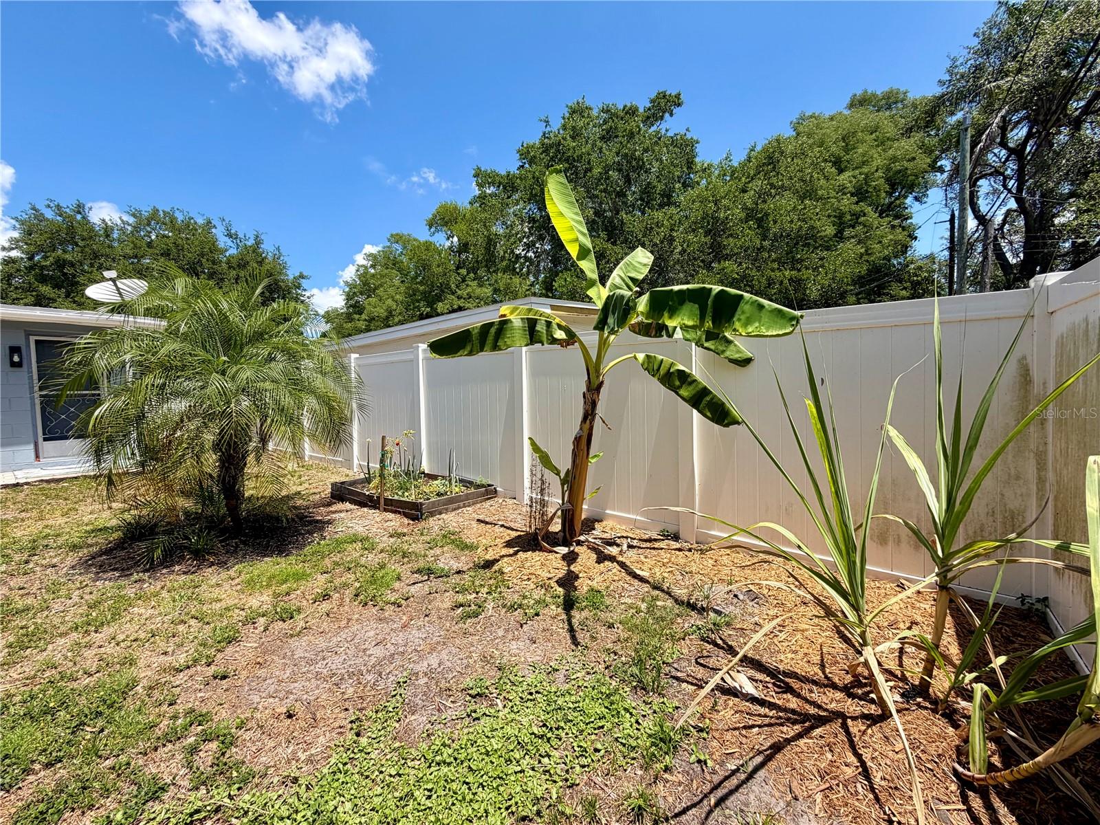 650 NEWTON AVE S, ST PETERSBURG, FL, 33701
