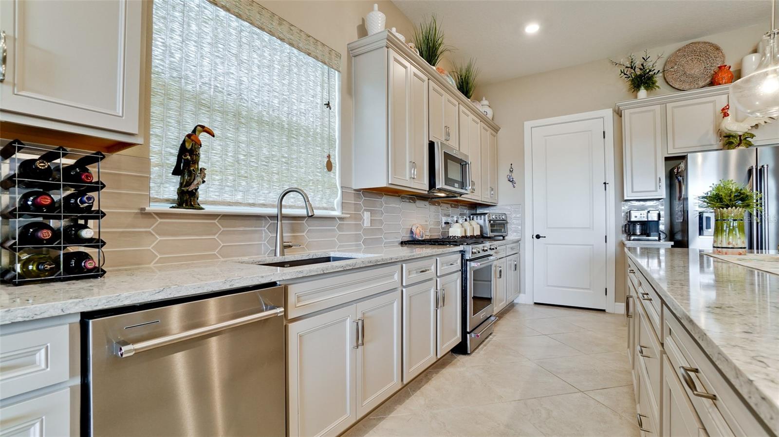 8609 SEASCAPE CV, PARRISH, FL, 34219