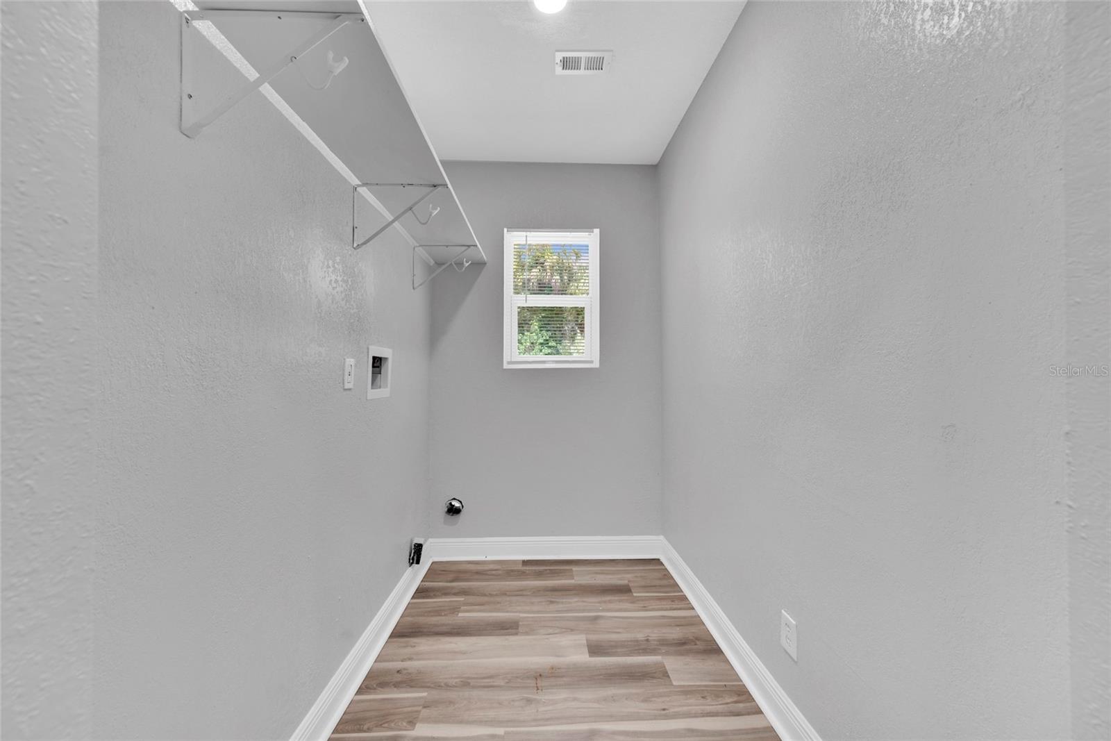 429 E OAKWOOD ST, TARPON SPRINGS, FL, 34689