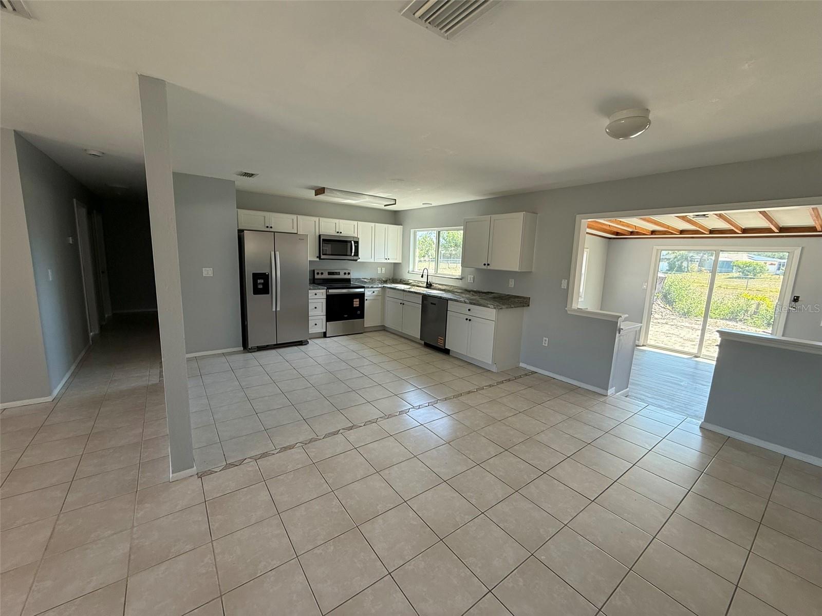 3236 MONTCLAIR CIR, NORTH PORT, FL, 34287
