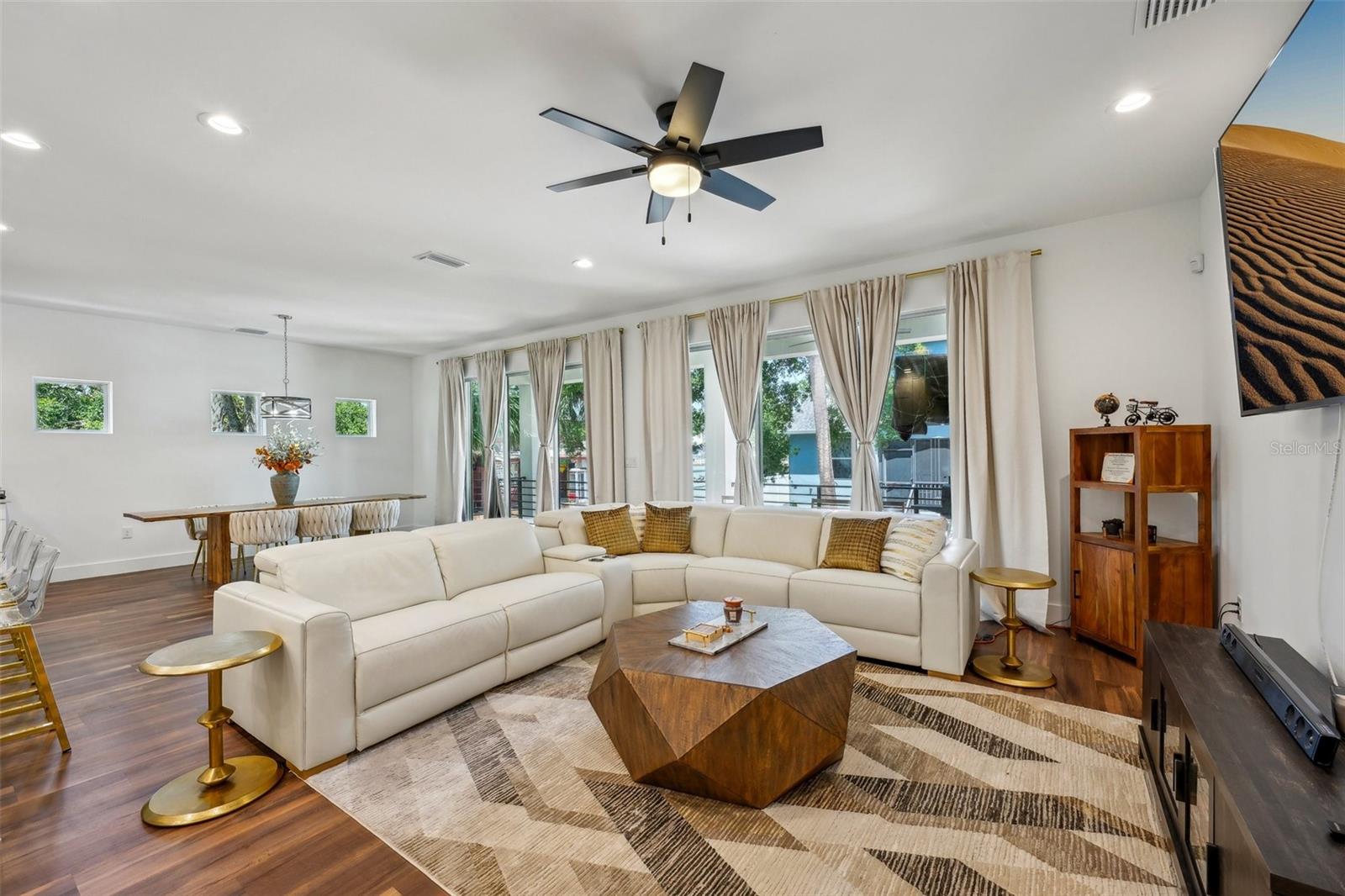 7302 S ELLIOTT ST, TAMPA, FL, 33616