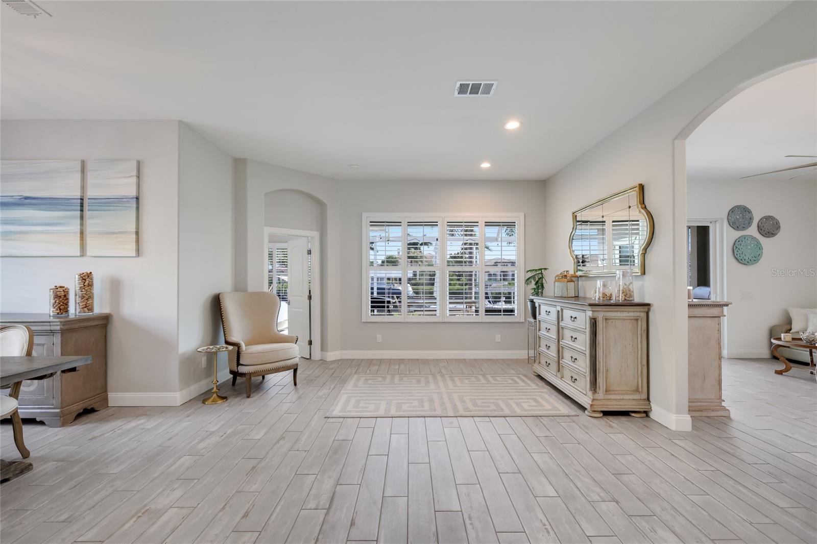 3707 5TH AVE NE, BRADENTON, FL, 34208