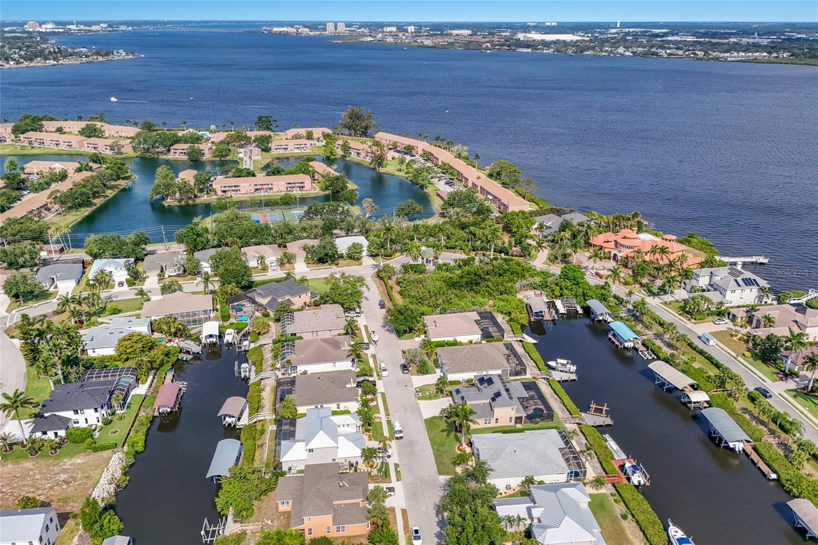 3707 5TH AVE NE, BRADENTON, FL, 34208