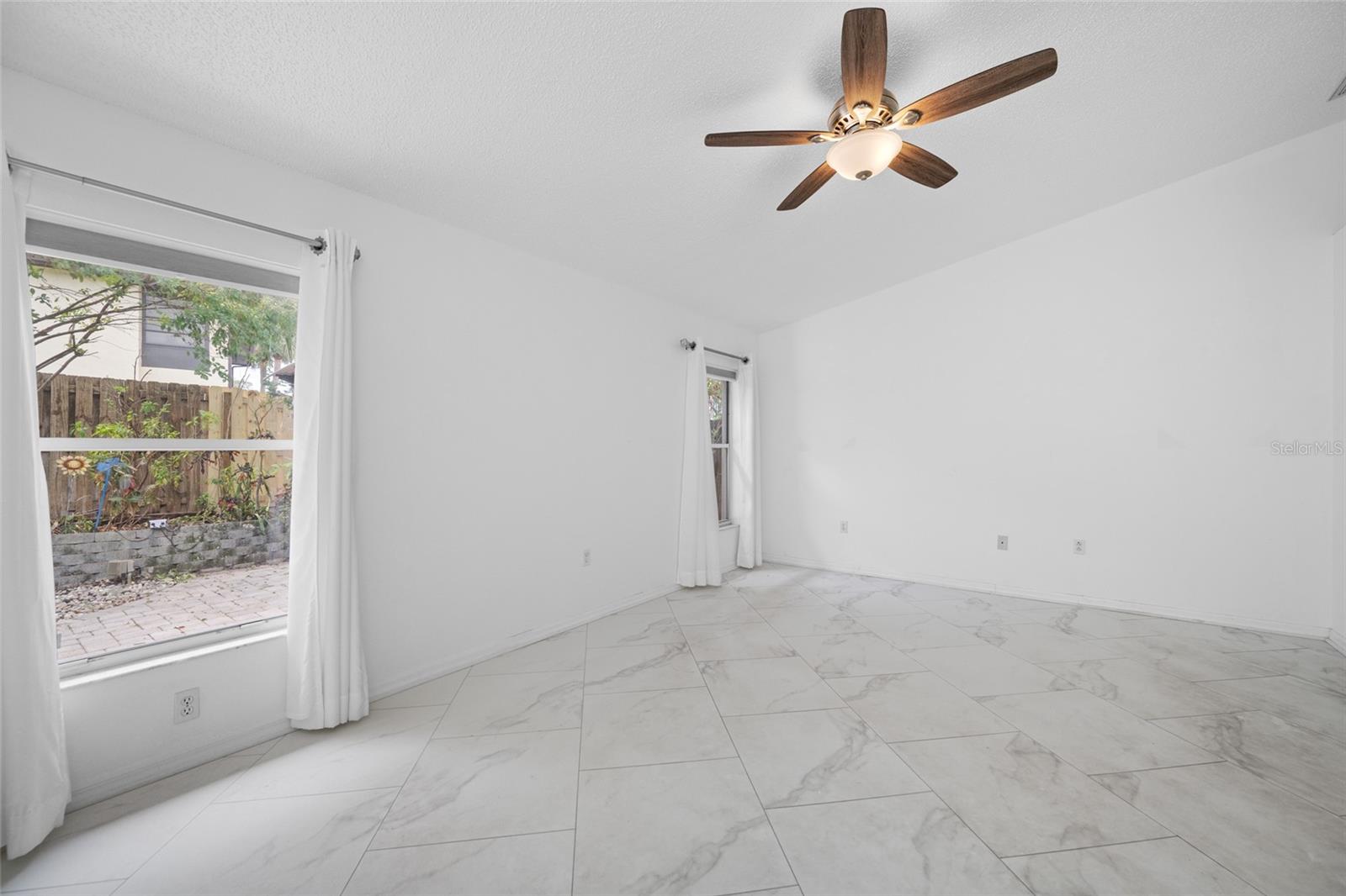 2565 ESTANCIA BLVD, CLEARWATER, FL, 33761