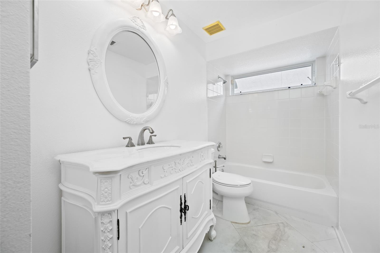 2565 ESTANCIA BLVD, CLEARWATER, FL, 33761