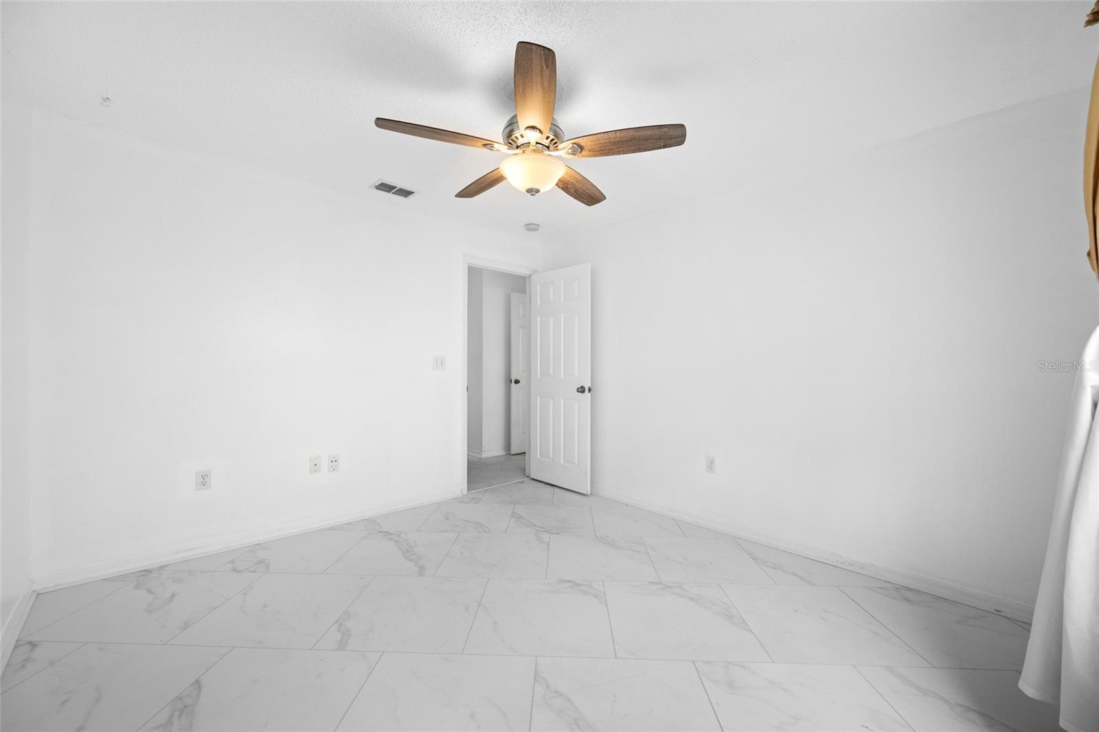 2565 ESTANCIA BLVD, CLEARWATER, FL, 33761