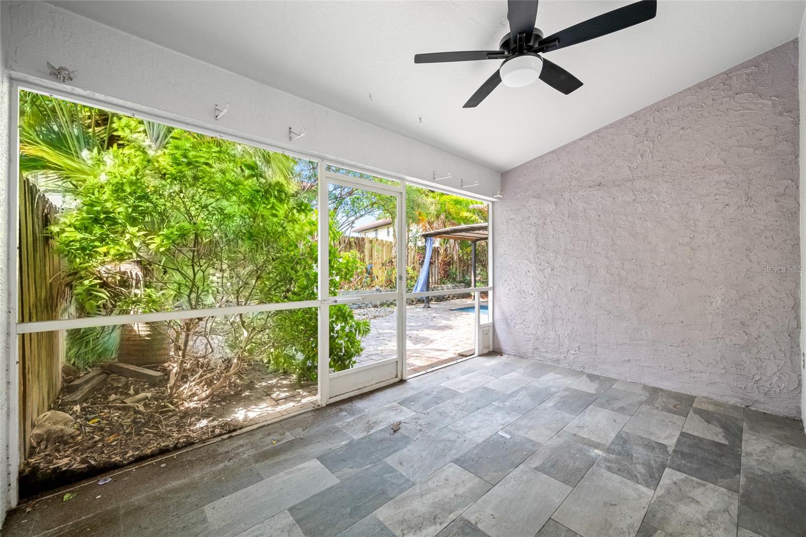 2565 ESTANCIA BLVD, CLEARWATER, FL, 33761
