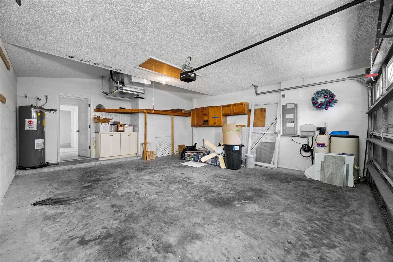 2565 ESTANCIA BLVD, CLEARWATER, FL, 33761