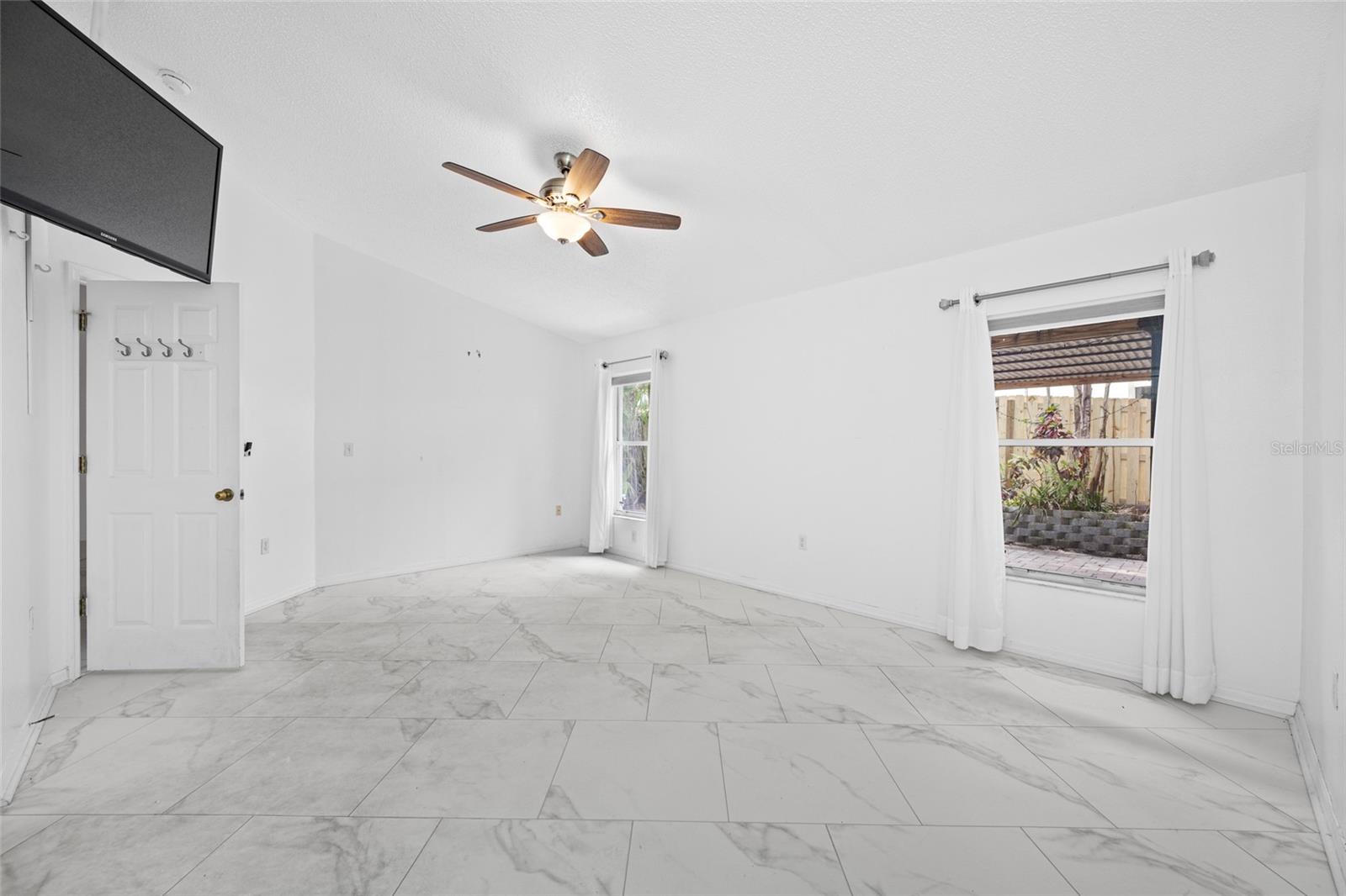 2565 ESTANCIA BLVD, CLEARWATER, FL, 33761