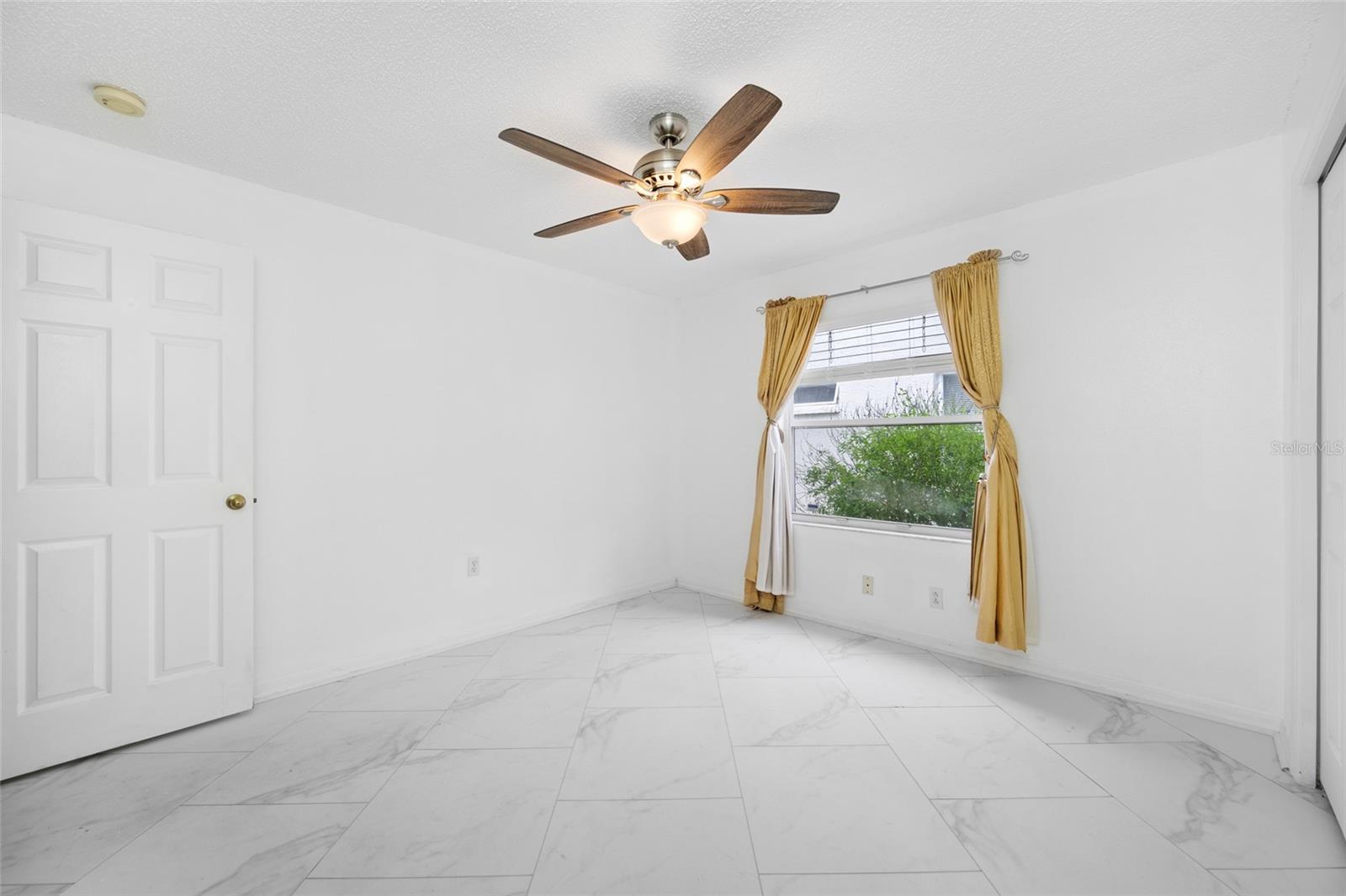 2565 ESTANCIA BLVD, CLEARWATER, FL, 33761