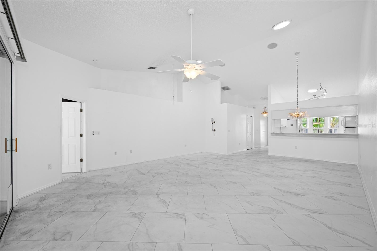 2565 ESTANCIA BLVD, CLEARWATER, FL, 33761