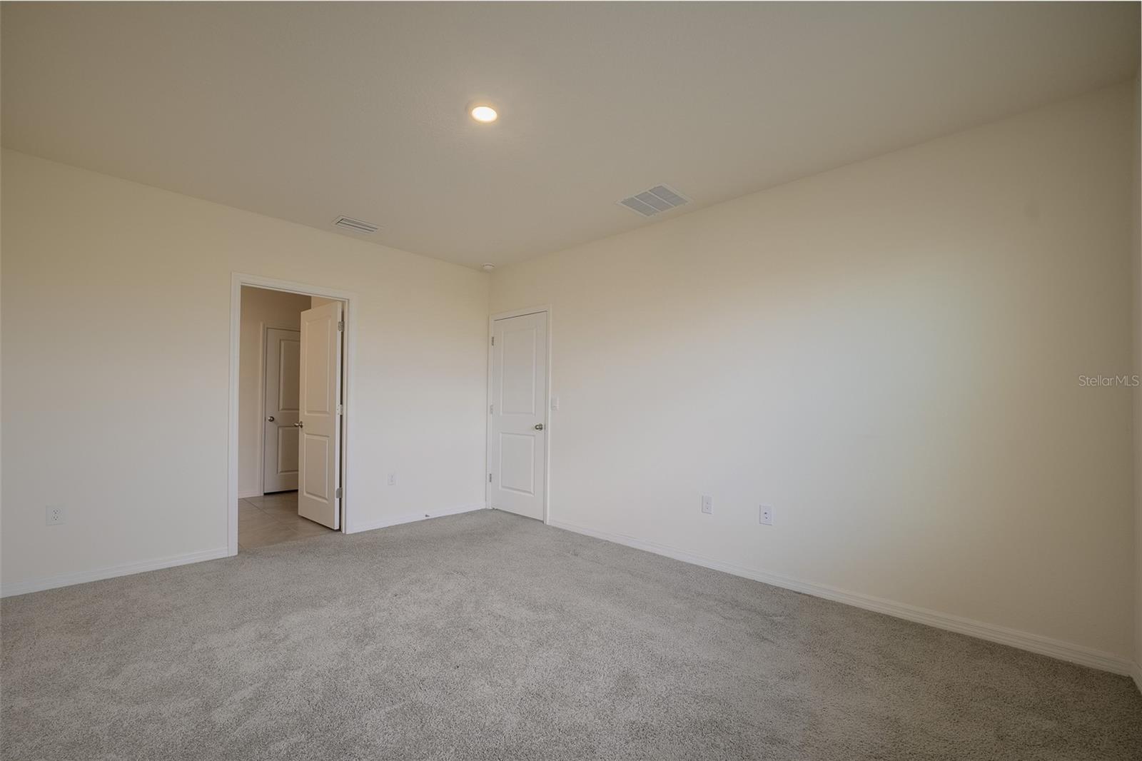 8318 CLAW GLADES LOOP, WESLEY CHAPEL, FL, 33545