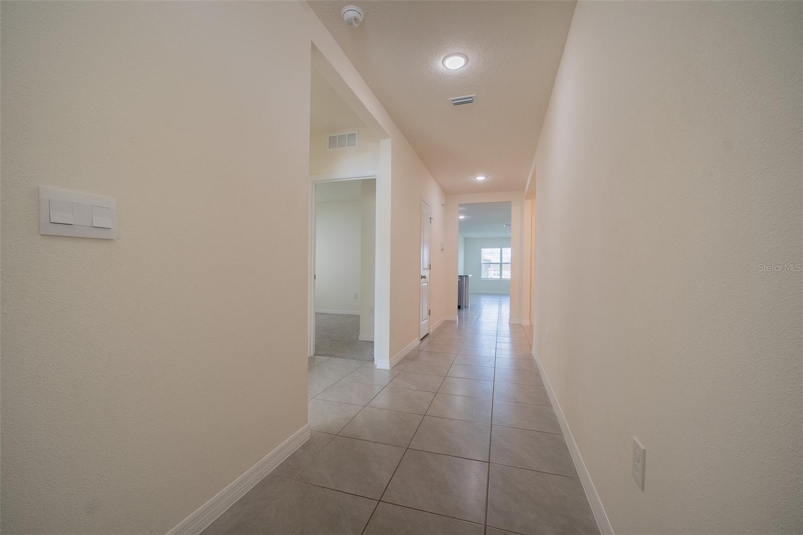 8318 CLAW GLADES LOOP, WESLEY CHAPEL, FL, 33545
