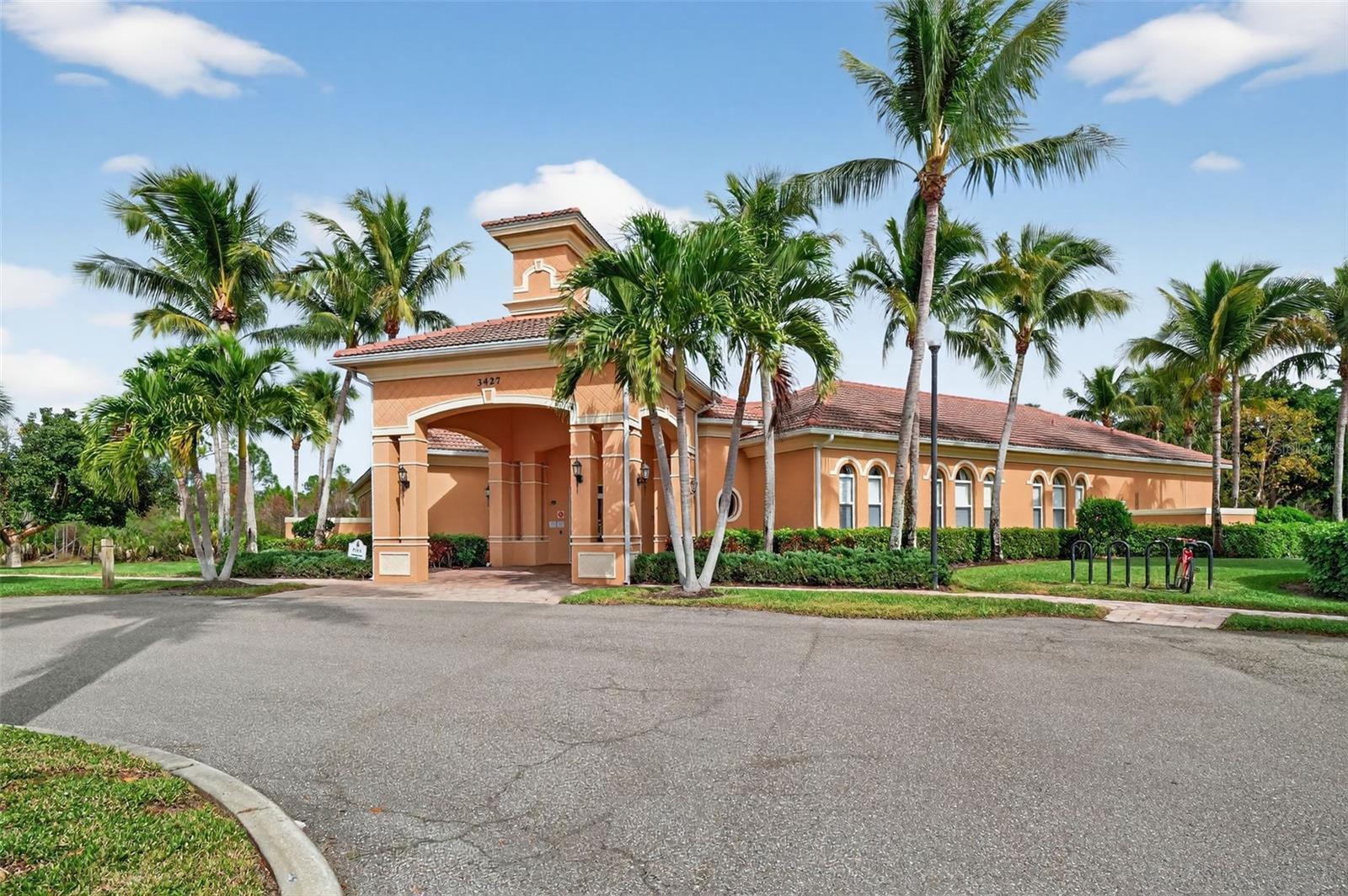 3535 DANDOLO CIR, CAPE CORAL, FL, 33909