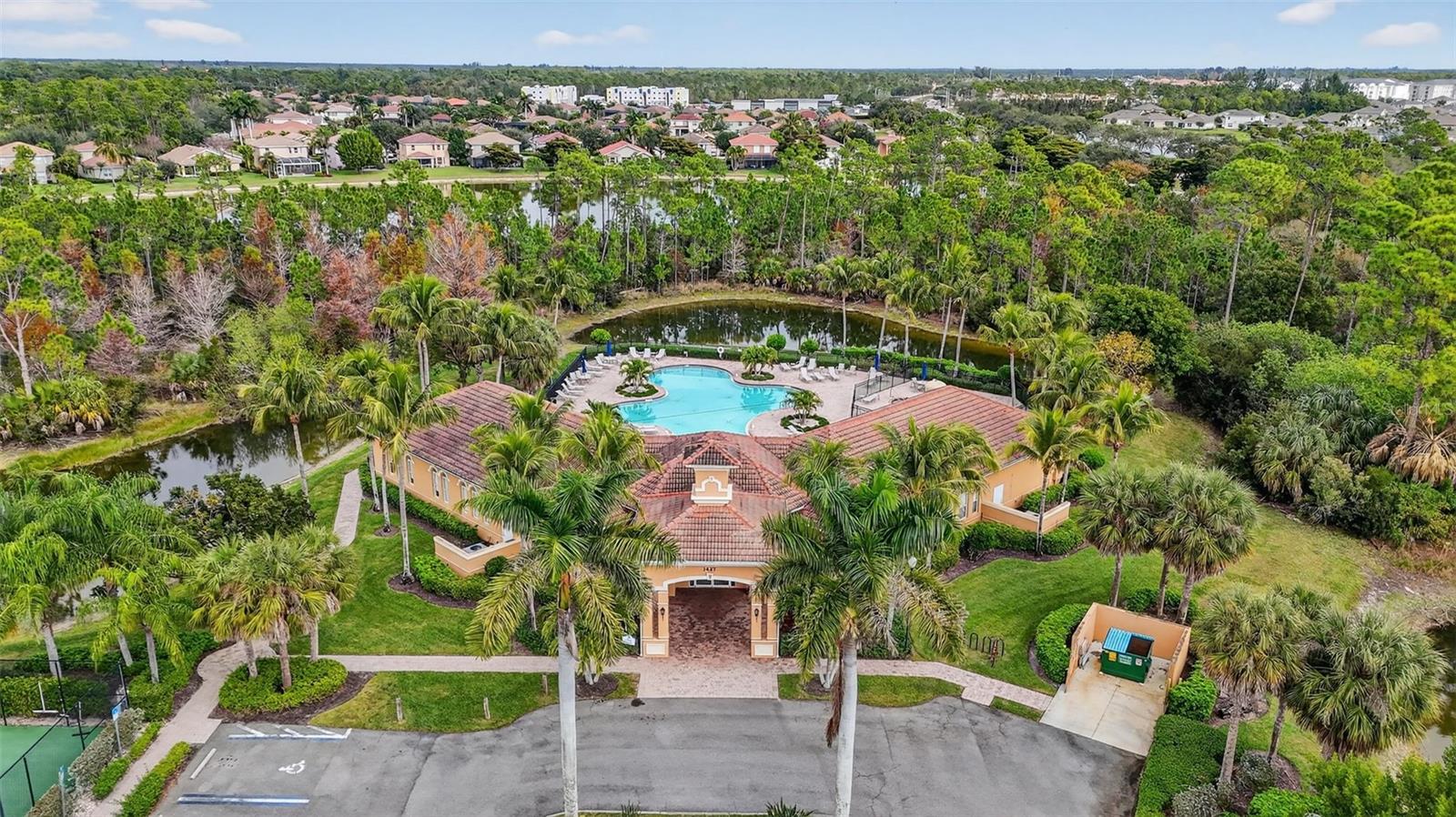 3535 DANDOLO CIR, CAPE CORAL, FL, 33909