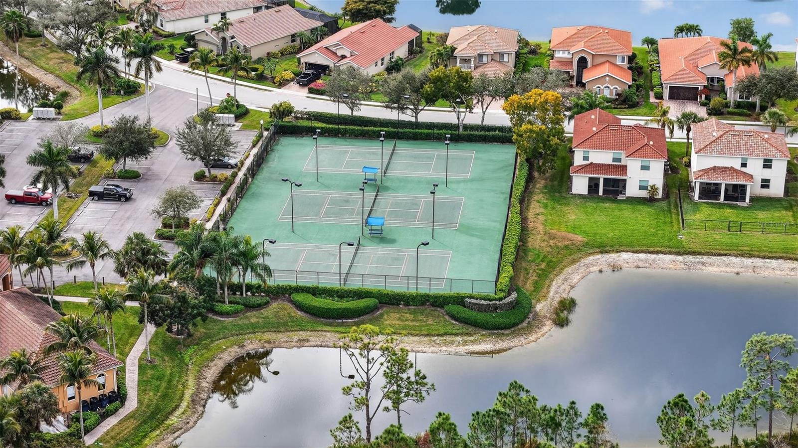 3535 DANDOLO CIR, CAPE CORAL, FL, 33909