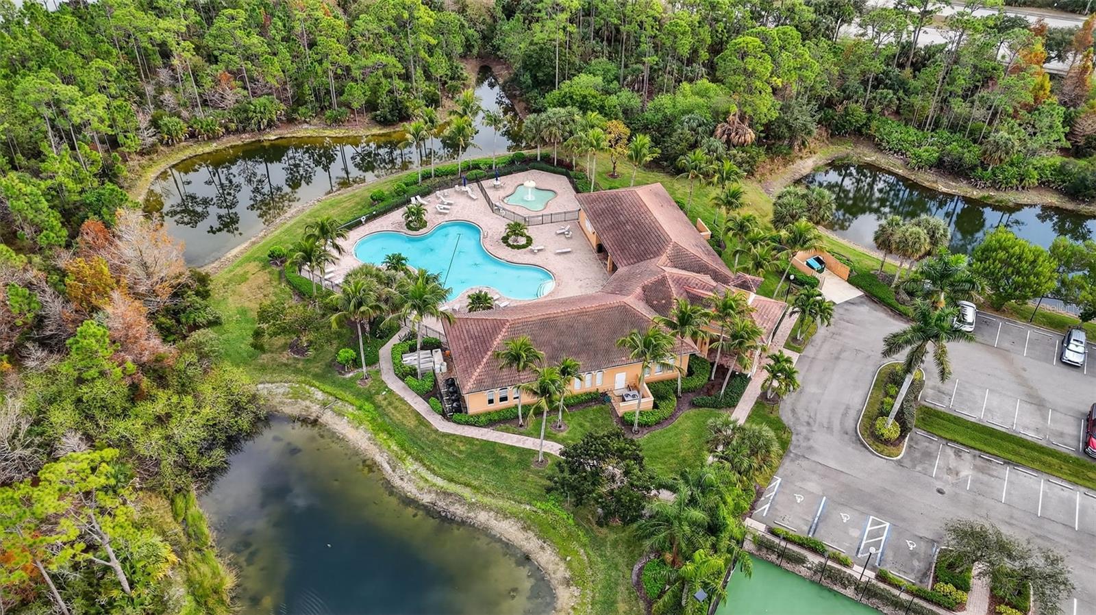 3535 DANDOLO CIR, CAPE CORAL, FL, 33909