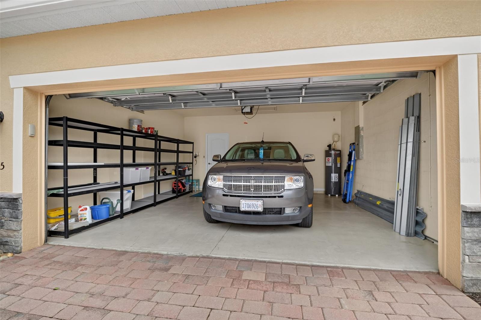 3535 DANDOLO CIR, CAPE CORAL, FL, 33909