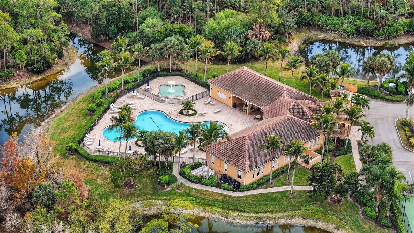 3535 DANDOLO CIR, CAPE CORAL, FL, 33909