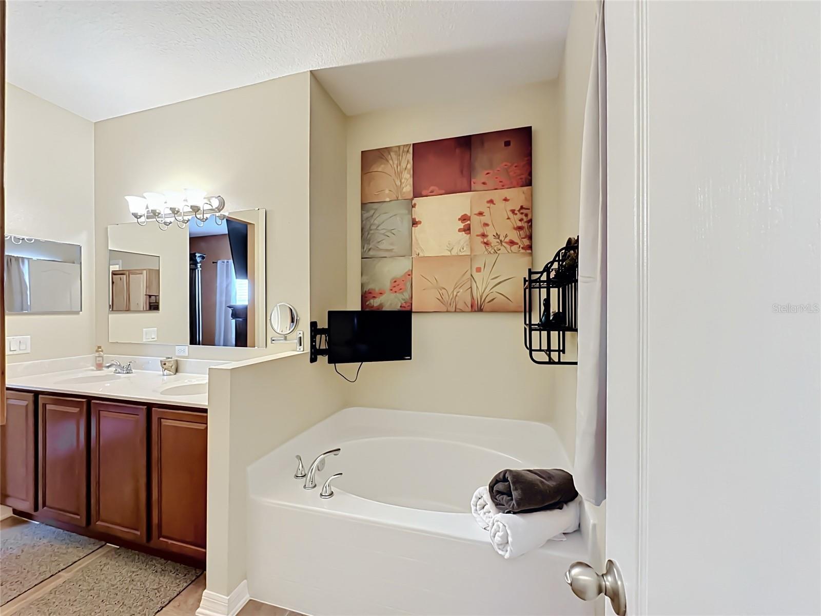 1012 SW 242ND TER, NEWBERRY, FL, 32669