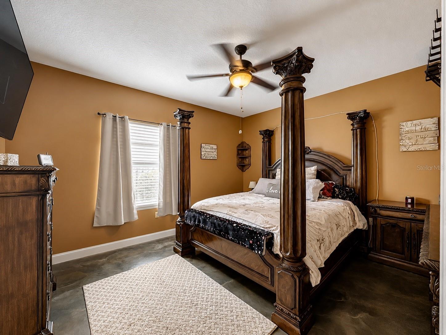 1012 SW 242ND TER, NEWBERRY, FL, 32669