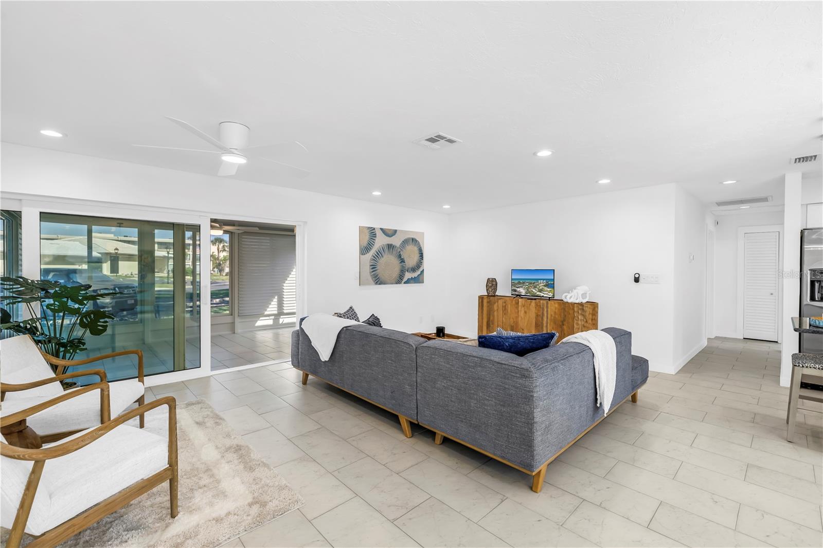 111 WHISPERING SANDS CIR #V38, SARASOTA, FL, 34242