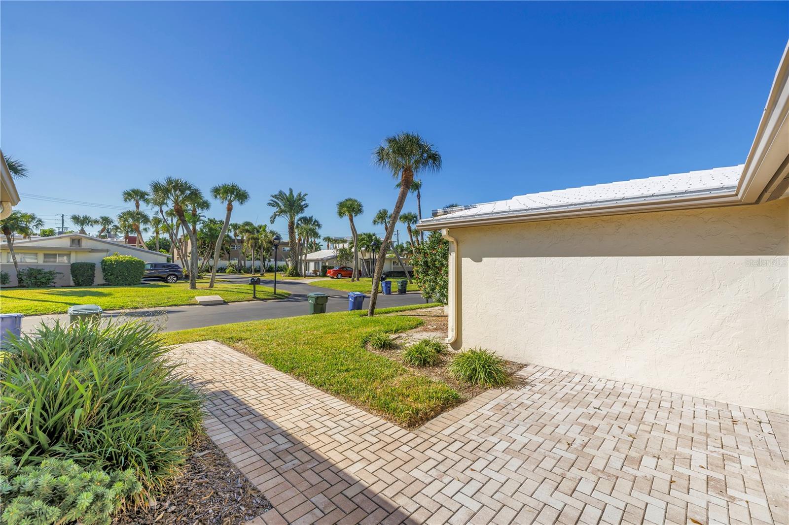 111 WHISPERING SANDS CIR #V38, SARASOTA, FL, 34242