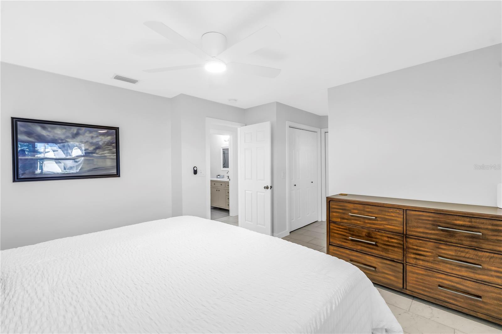 111 WHISPERING SANDS CIR #V38, SARASOTA, FL, 34242