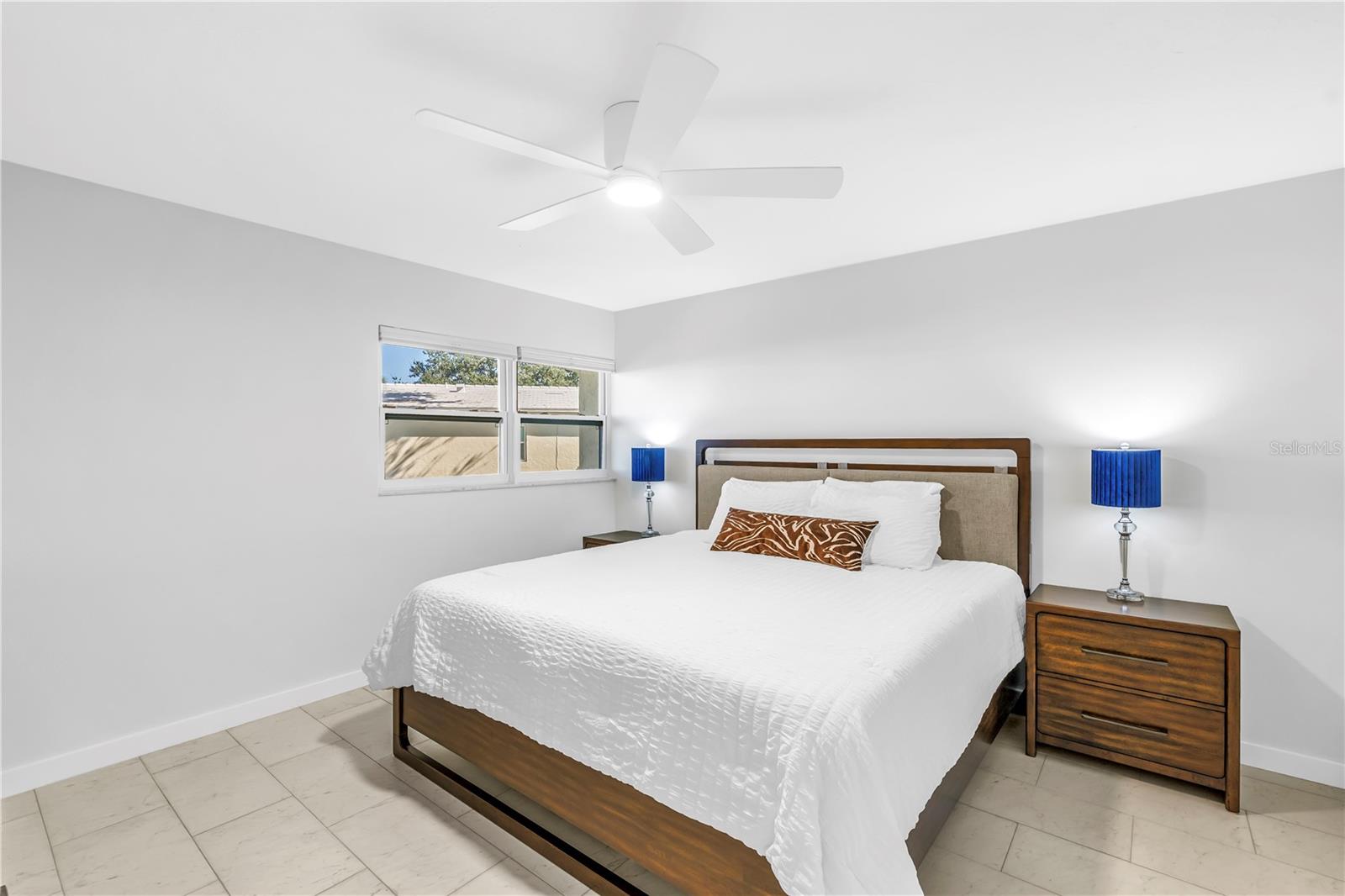 111 WHISPERING SANDS CIR #V38, SARASOTA, FL, 34242
