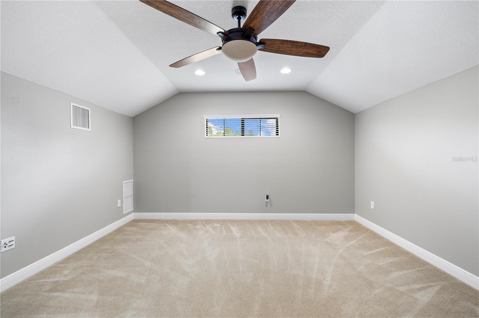 8538 MAY PORT CT, LAND O LAKES, FL, 34638