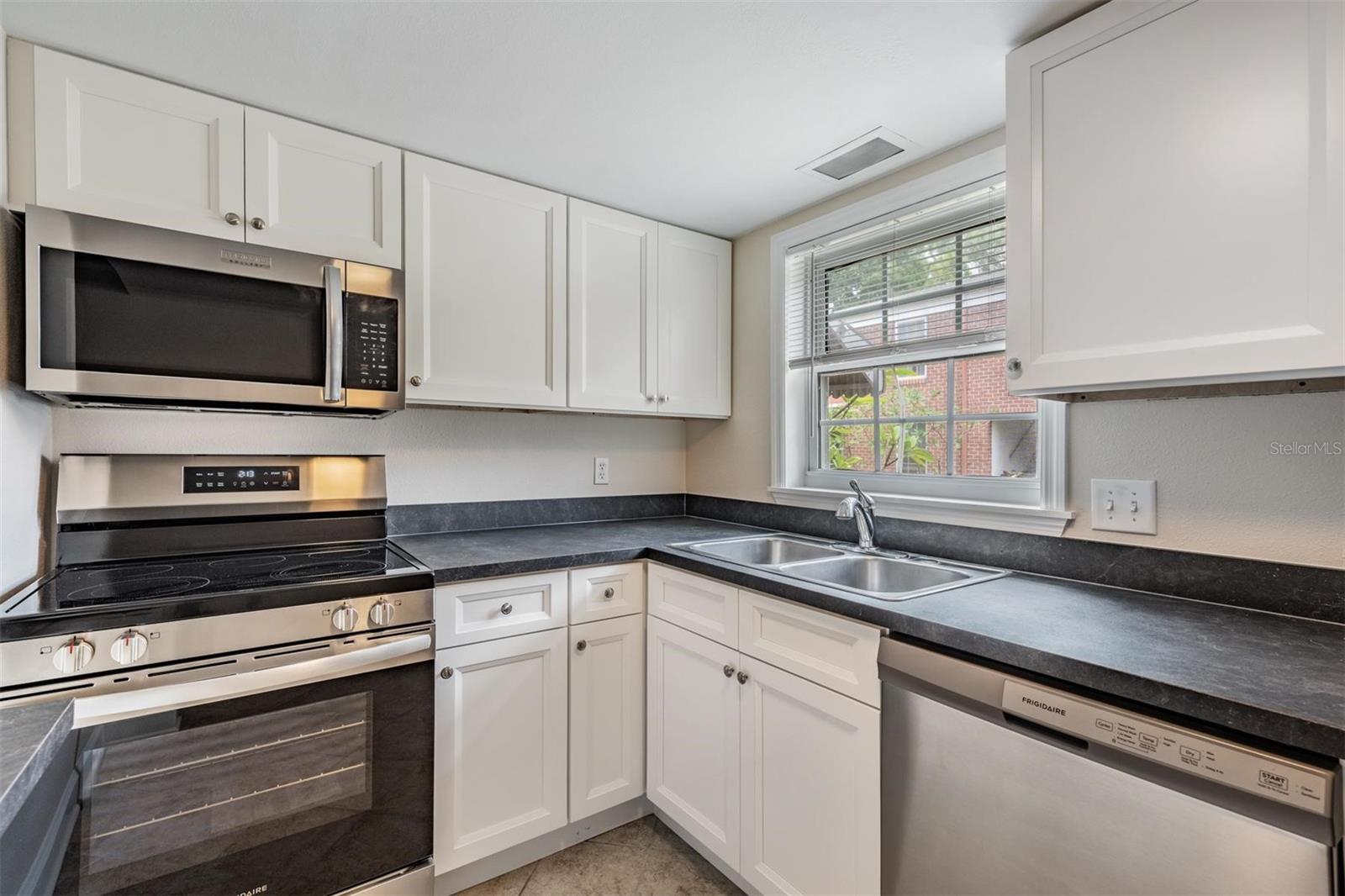 8565 12TH WAY N #A, ST PETERSBURG, FL, 33702