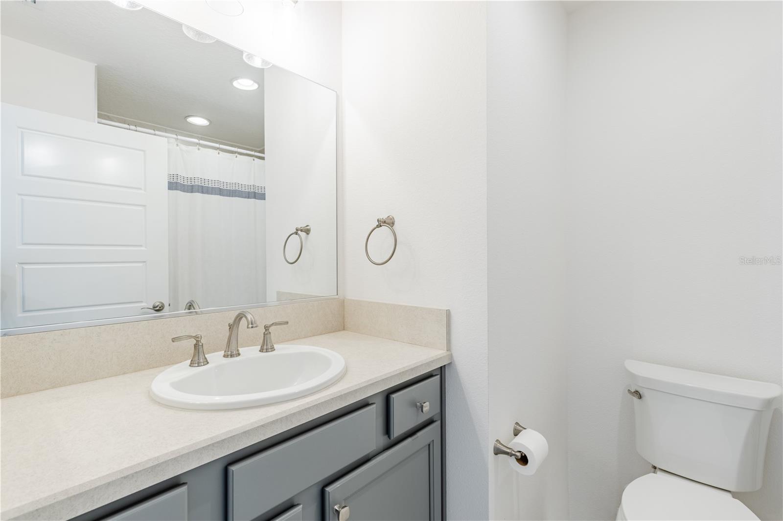 805 HUBBARD LOOP, THE VILLAGES, FL, 32163