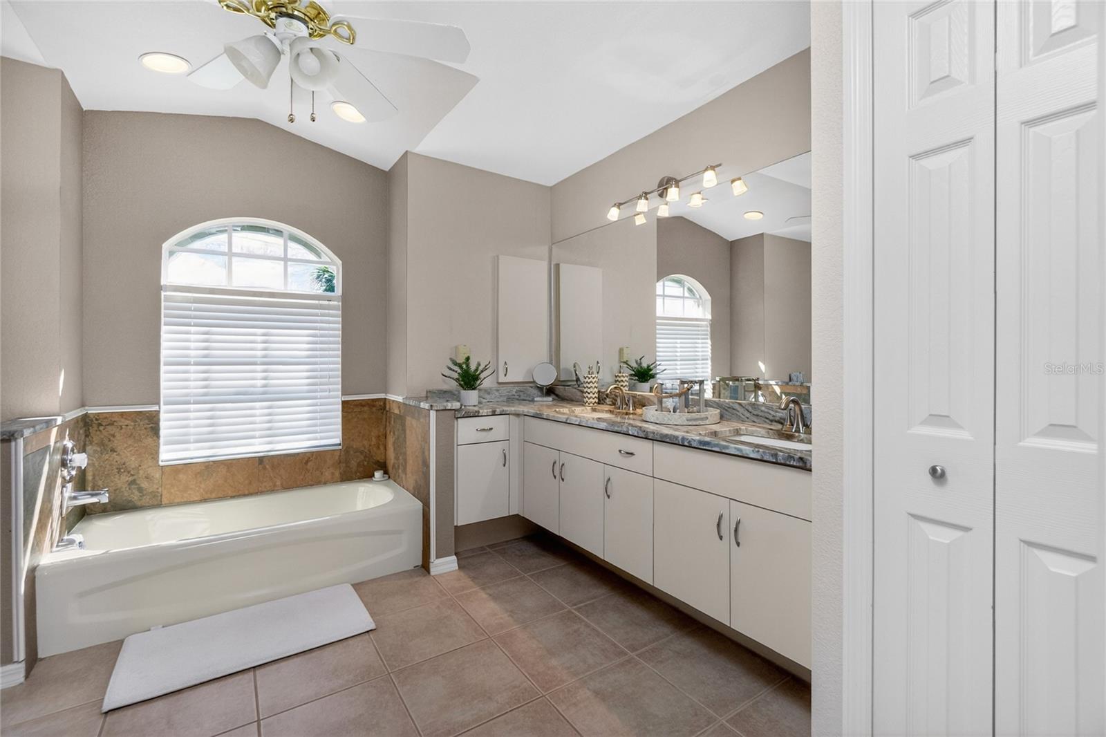 1112 MUSCOVIE CT, PUNTA GORDA, FL, 33950