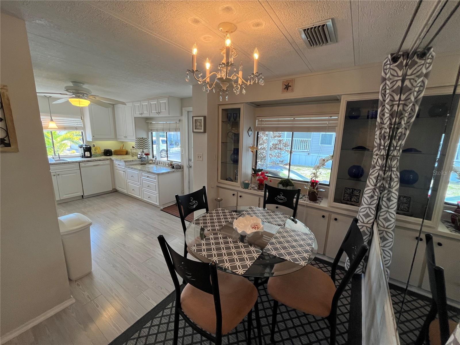 533 CERVINA DR N, VENICE, FL, 34285
