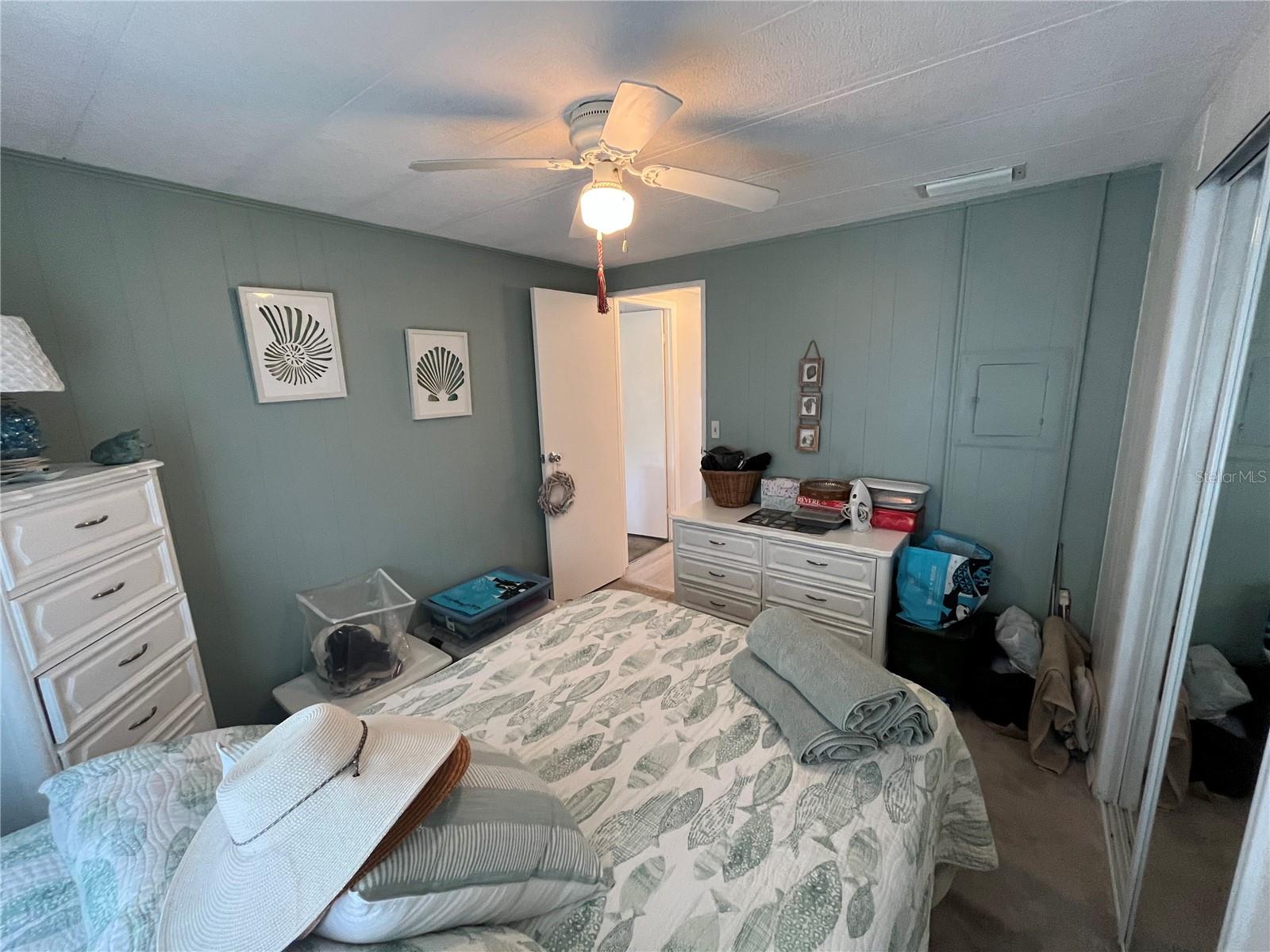 533 CERVINA DR N, VENICE, FL, 34285