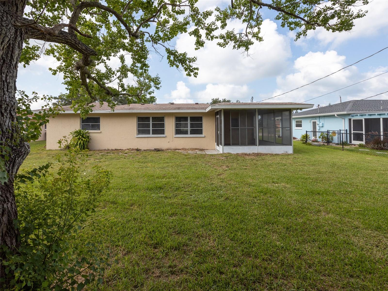 916 GILLESPIE ST, ENGLEWOOD, FL, 34223