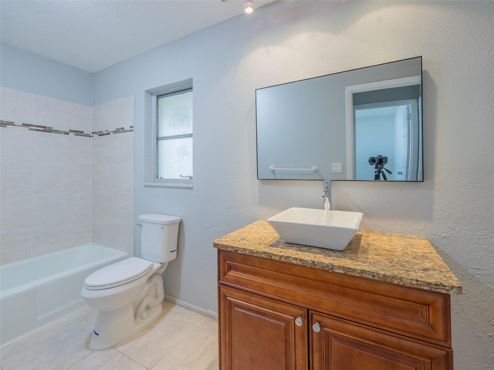 916 GILLESPIE ST, ENGLEWOOD, FL, 34223