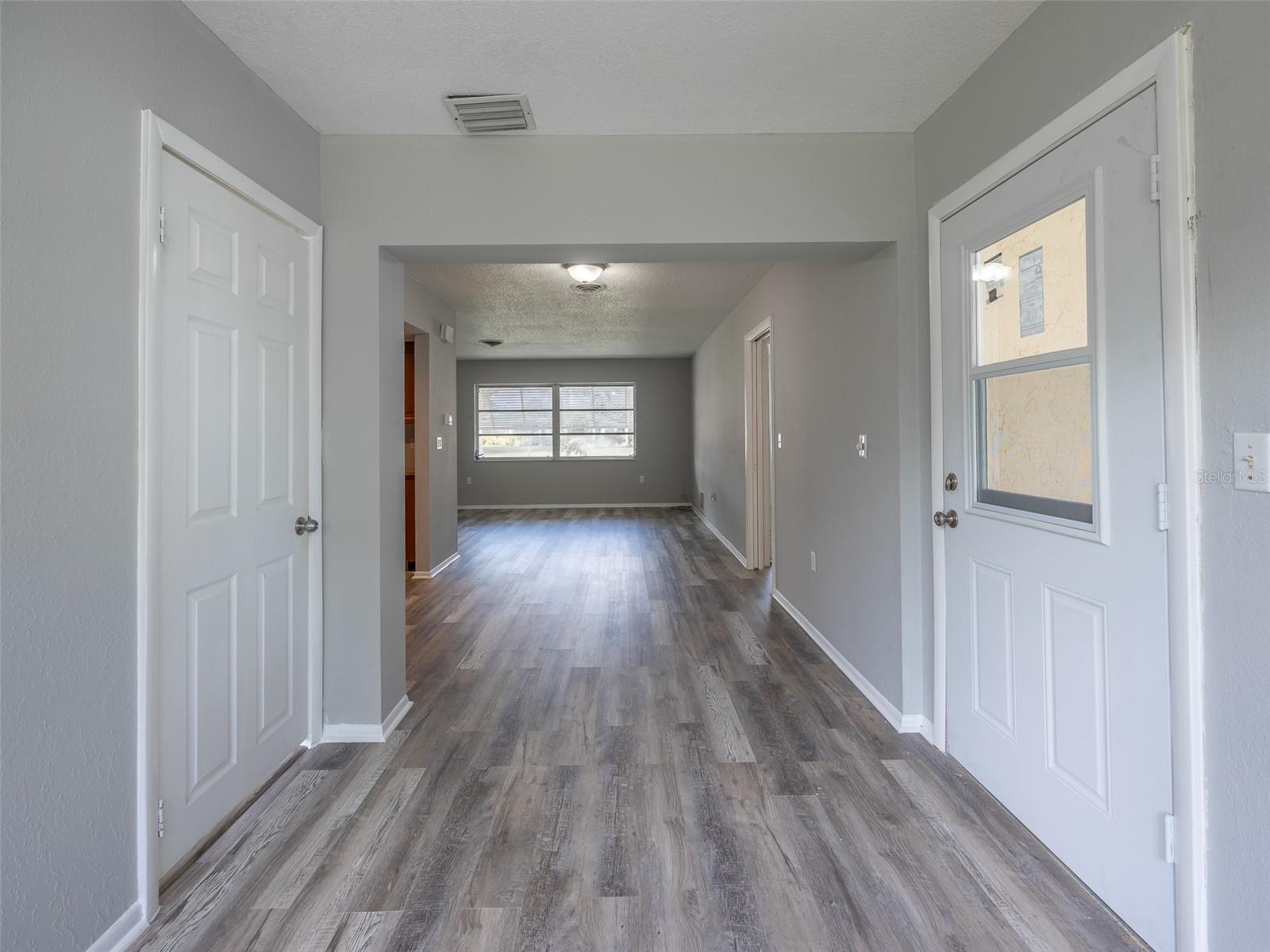 916 GILLESPIE ST, ENGLEWOOD, FL, 34223