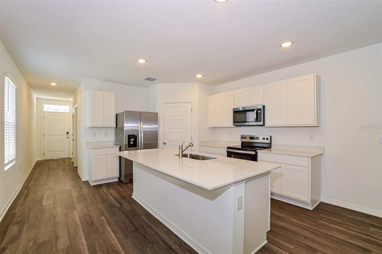3437 NETTLE LOOP, TAVARES, FL, 32778