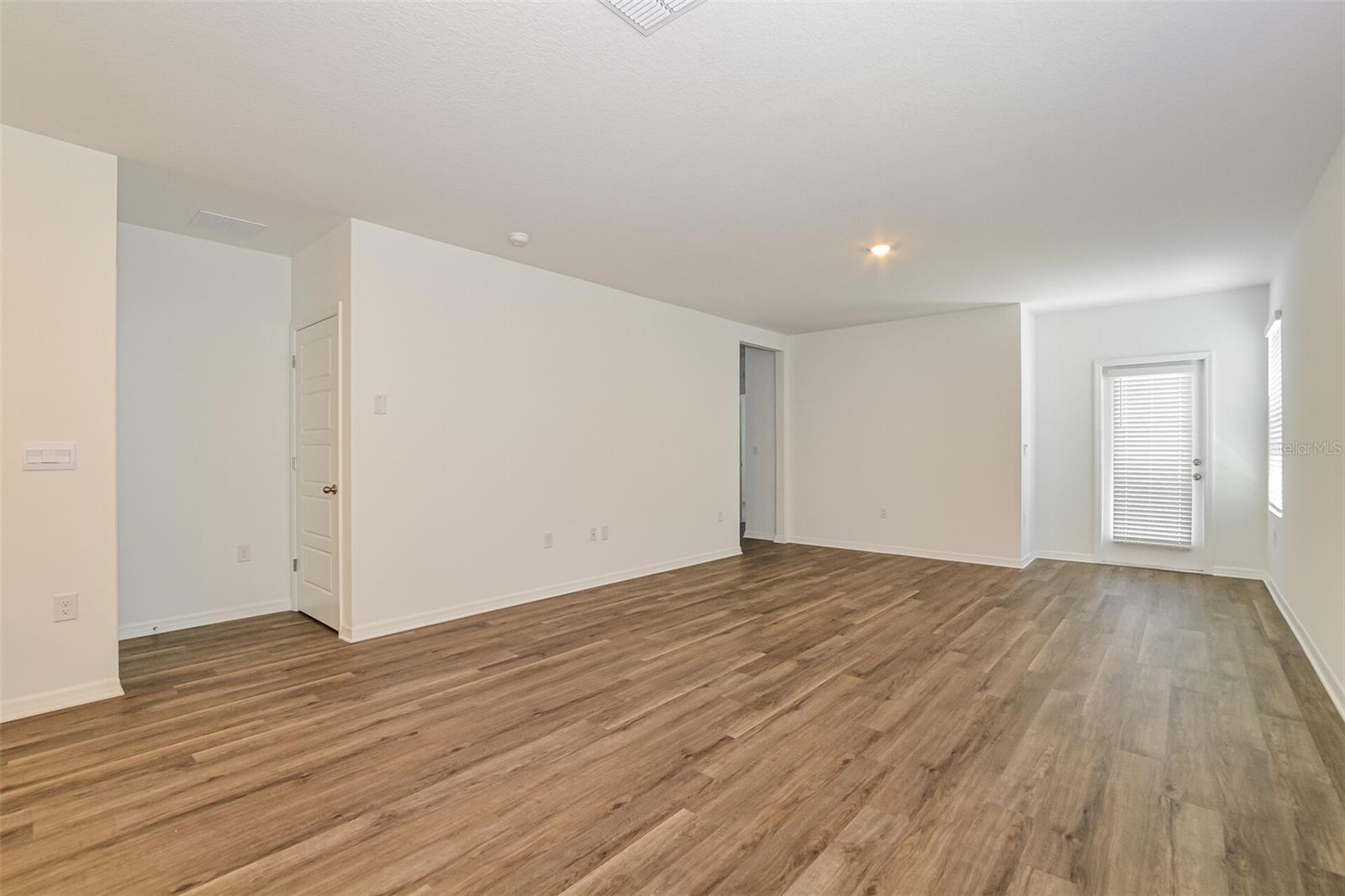 3437 NETTLE LOOP, TAVARES, FL, 32778