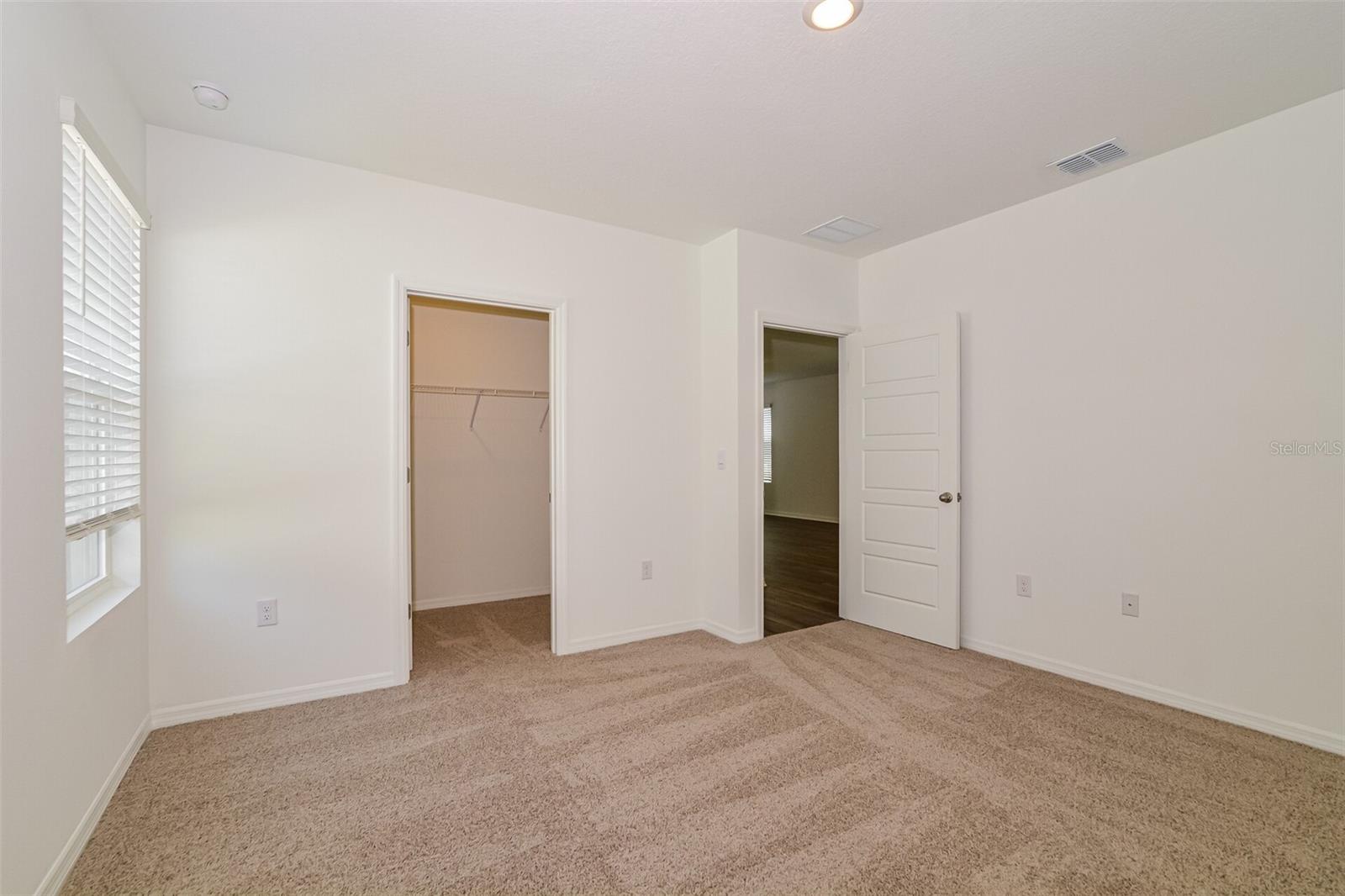 3437 NETTLE LOOP, TAVARES, FL, 32778
