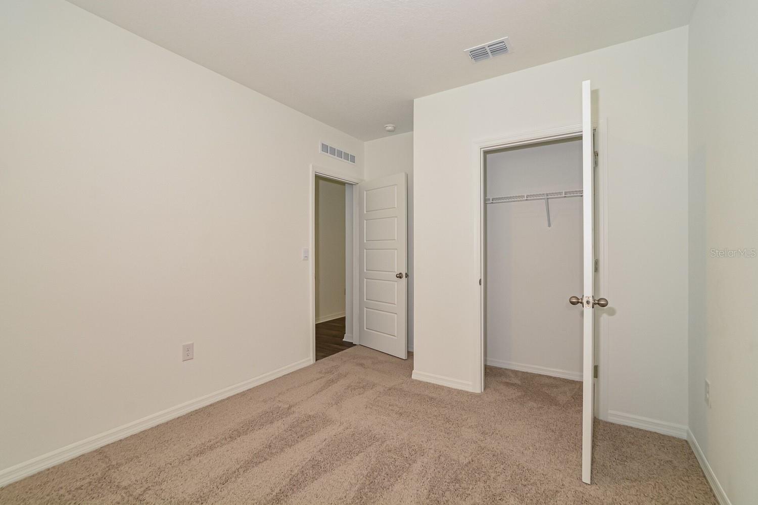 3437 NETTLE LOOP, TAVARES, FL, 32778