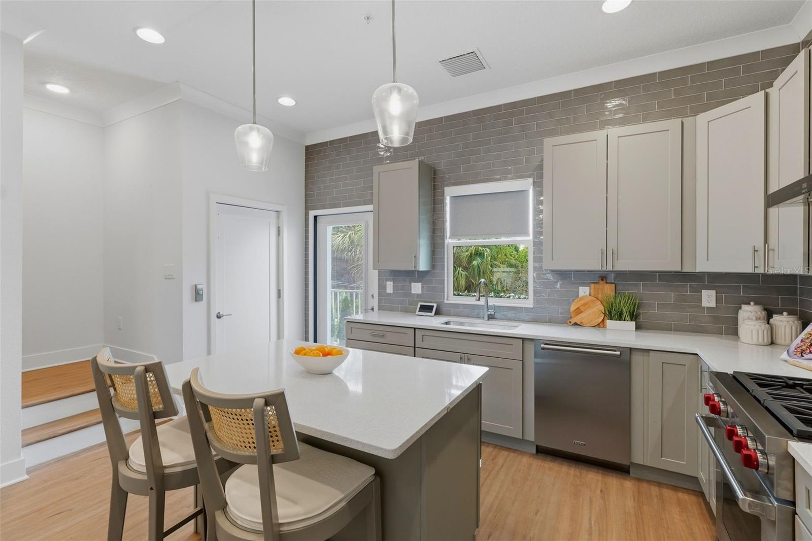 946 HIGHLAND AVE #16, DUNEDIN, FL, 34698