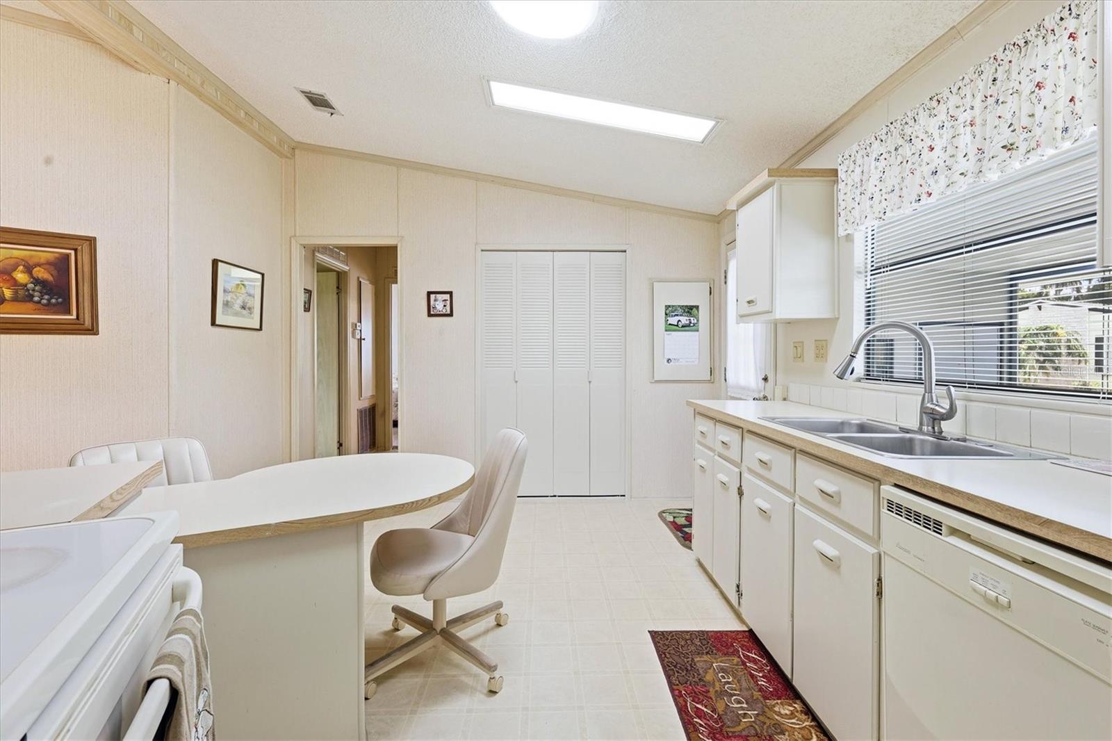 803 TANGERINE WOODS BLVD, ENGLEWOOD, FL, 34223