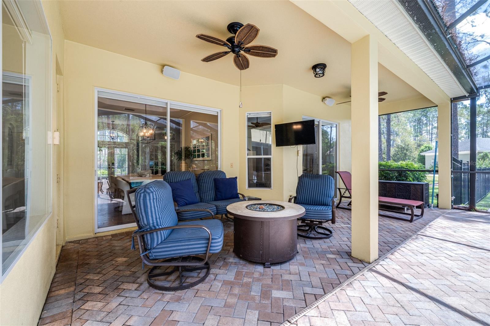 313 PINE BLUFF DR, LUTZ, FL, 33549