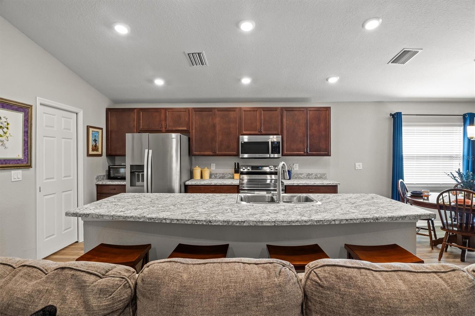 2008 NOBLE DR, DAVENPORT, FL, 33837
